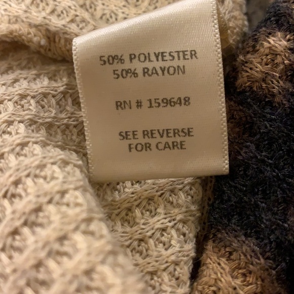 Peek A Boo Shoulder Thermal Hoodie top small - Picture 7 of 14